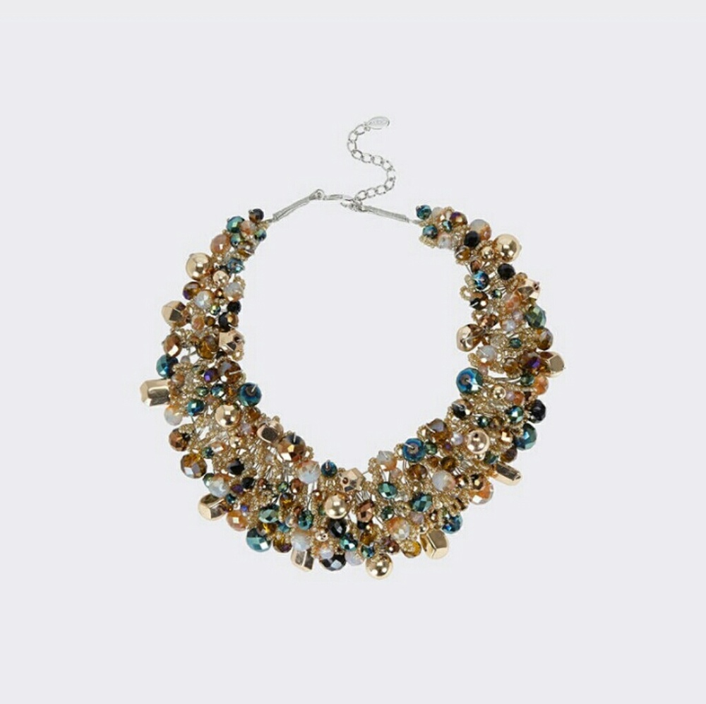 Beautiful Aldo Statement Necklace - Picture 3 of 3